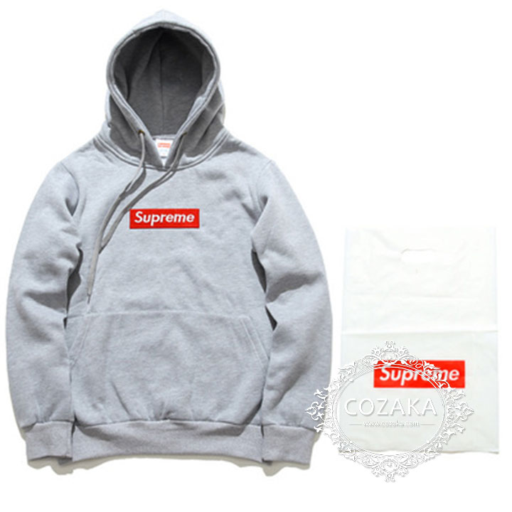 Supreme パーカ おしゃれ