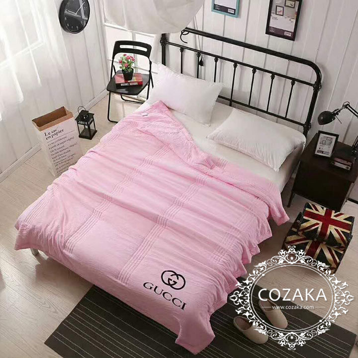 GUCCI 肌掛け布団 ダブル GUCCI 肌掛け布団 ダブル