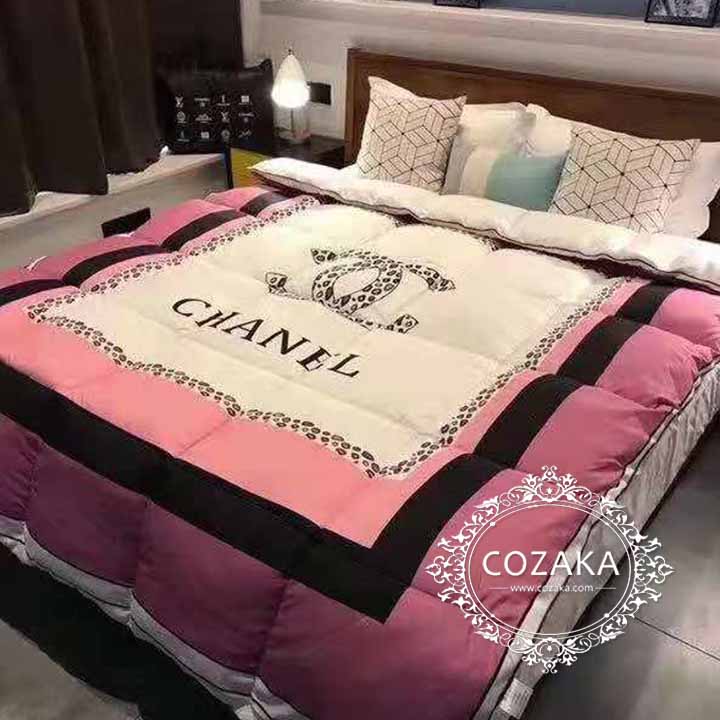 CHANEL 羽毛布団 暖かい CHANEL 羽毛布団 暖かい
