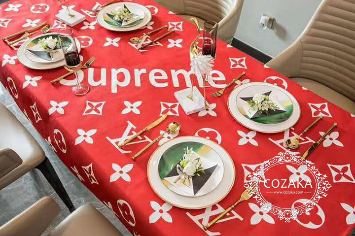 lv supreme テーブルクロス 赤