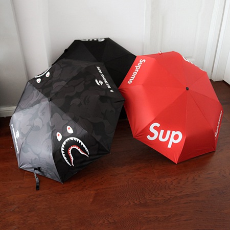 シュプリーム 折り畳み傘 uv 遮光 遮熱 supreme 傘 晴雨兼用 収納袋付き