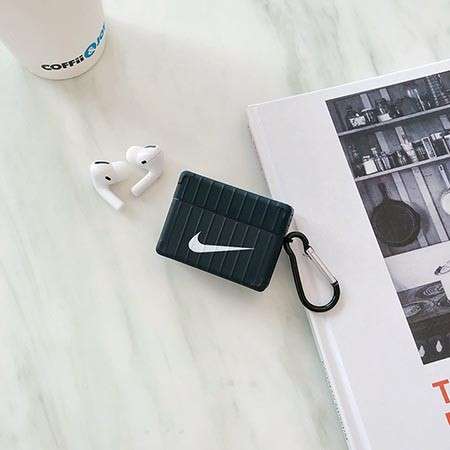 四辺形 ロゴ付き nike 高品質 airpods ケースナイキ 白黒 airpods pro ケース 極シンプル 送料無料 ハイブランド シリコン  人気