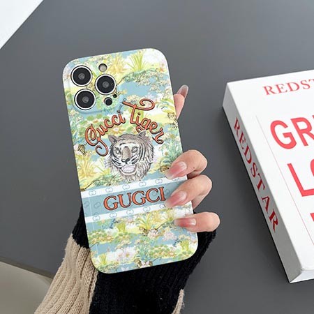 Gucci アイフォーン15ケースおすすめ オシャレ花柄 グッチ