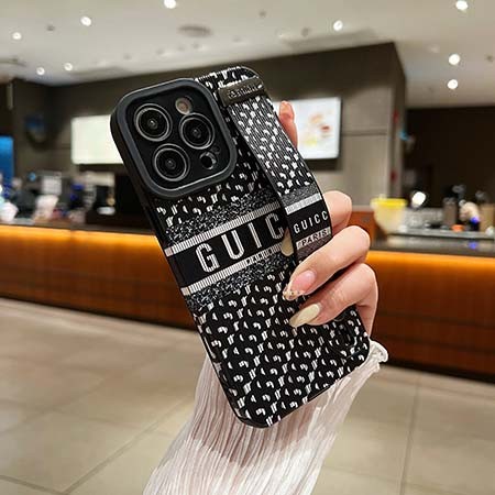 新発売 ブランド Gucci iphone15pro 15plusケース 手首バンド レンズ