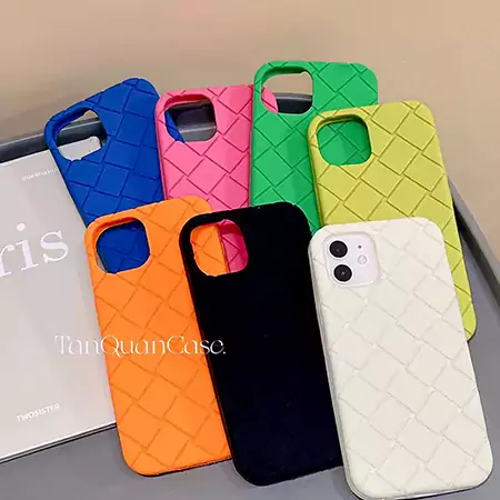 iphone17ブランド ボッテガ ヴェネタ アイホン 16pro max 携帯ケース 