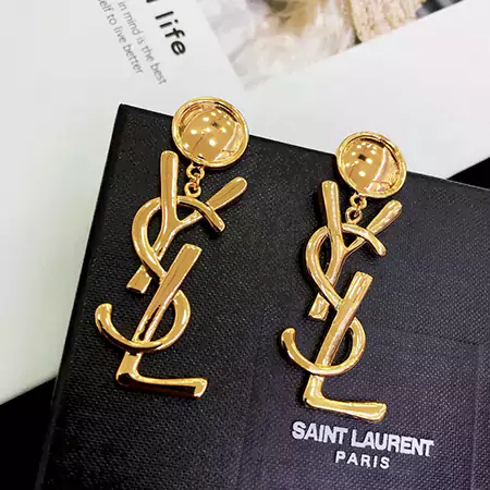 YSL イヤーアクセサリー