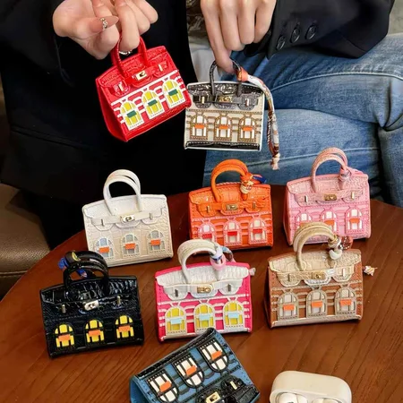 エルメス hermes アイフォン17 収納ケース 