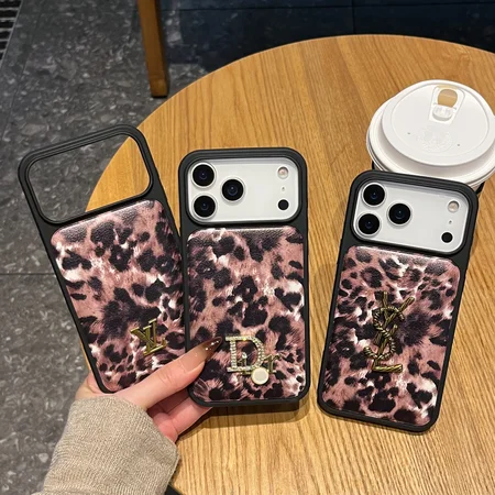 ハイブランド ケース iphone17プラス  ドラえもん