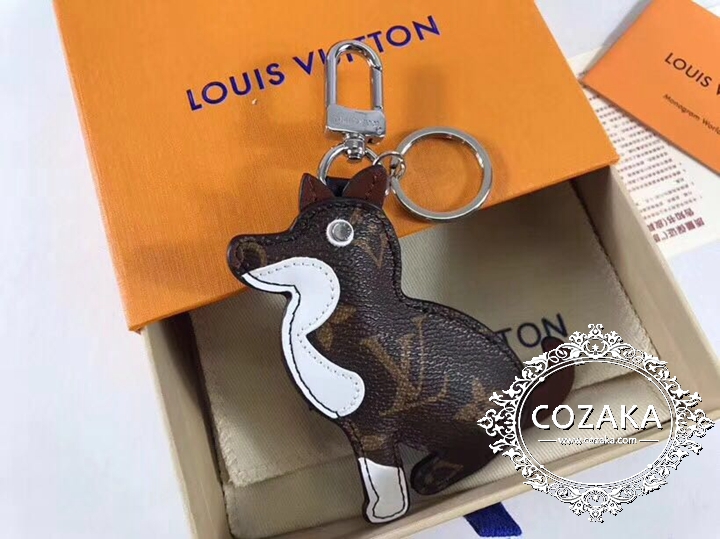 ルイヴィトン キーホルダー 犬チャーム 可愛い lv キーリング カラビナ付き