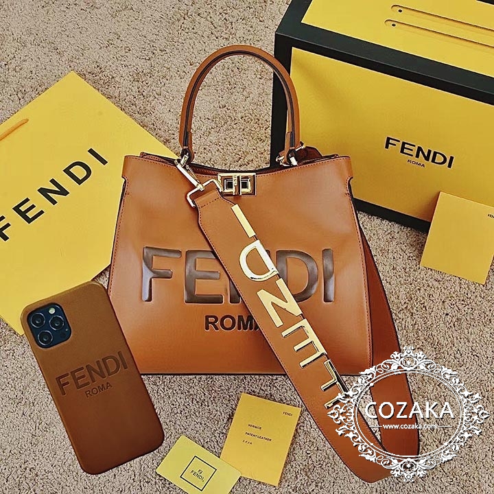 Fendi iphone12miniケースロゴ付き