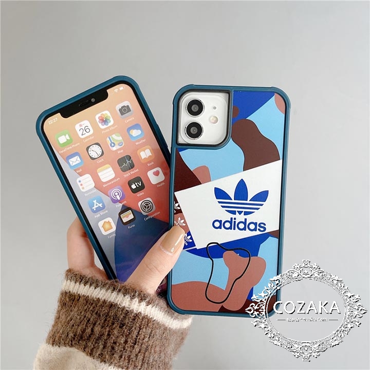 adidas iPhone 13 mini 携帯ケース クローバー柄