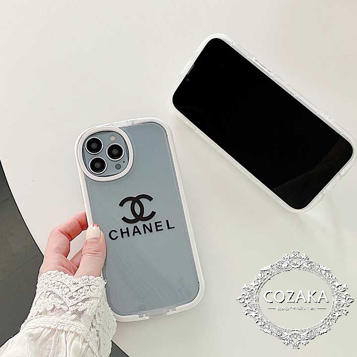 アイフォン 8chanelスマホケースTPU