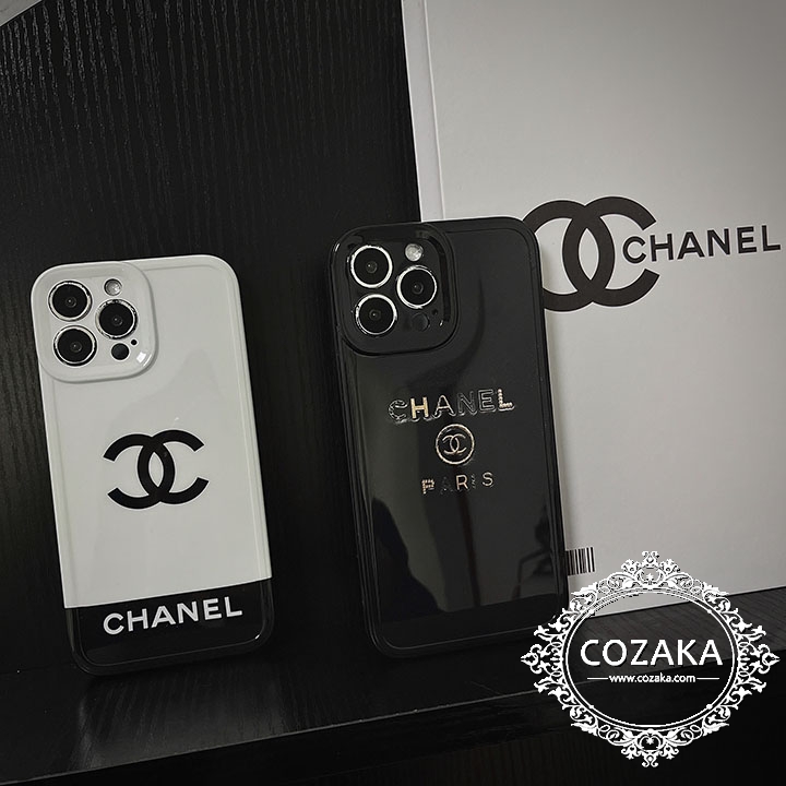 光沢感iPhone 7プラスカバーChanel