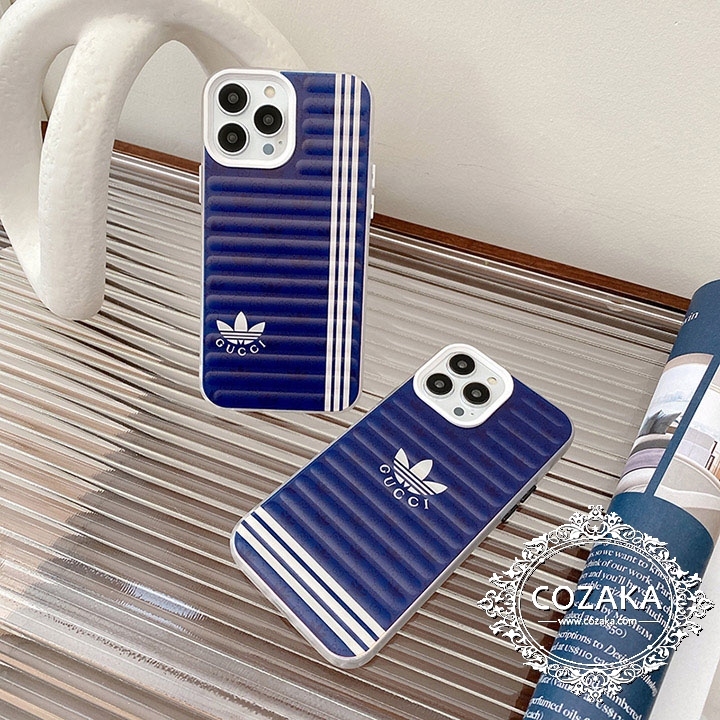 iphone14 max ケース adidas 欧米風