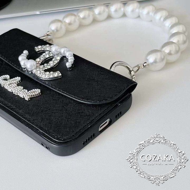 chanel iphone15カバー真珠チェーン