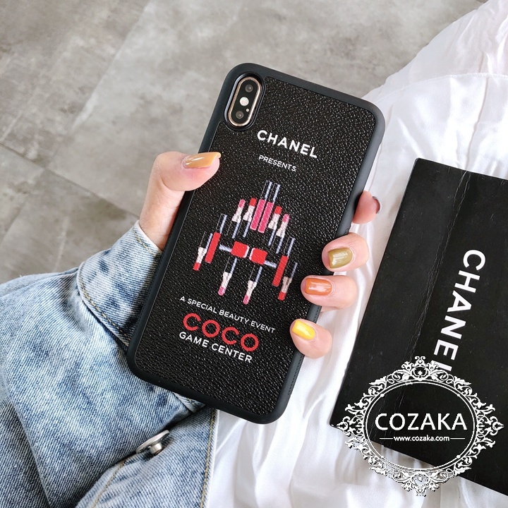 iphone11pro max 赤い唇 口紅 CCマーク カバー
