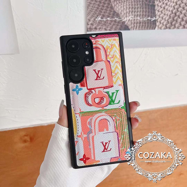 LV iphone15ケースアニメ風