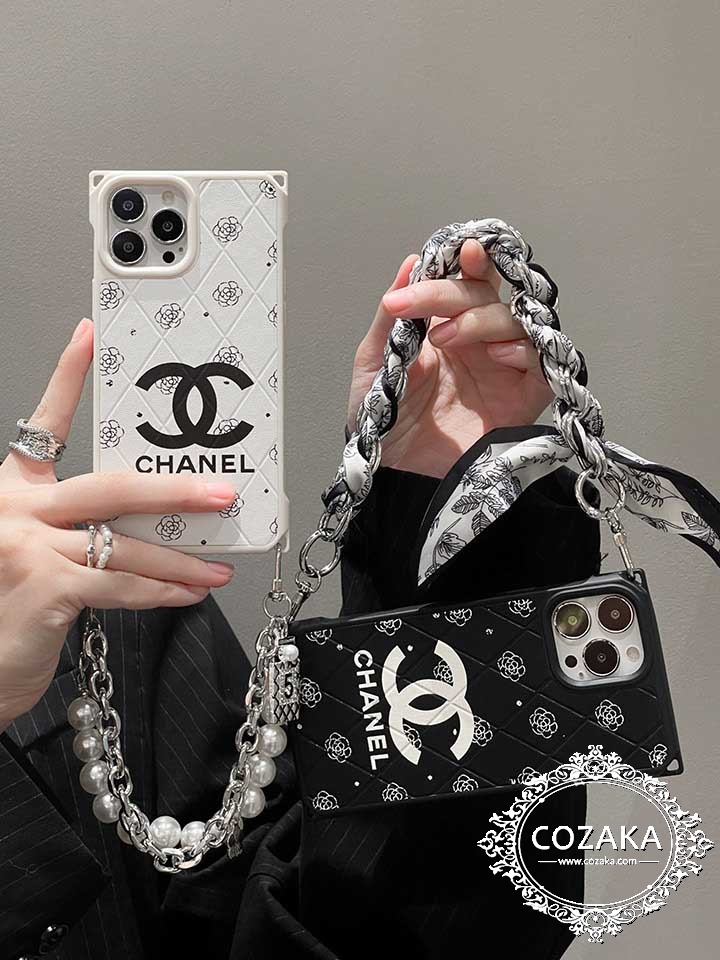 chanel 新登場 iphone15 proカバー