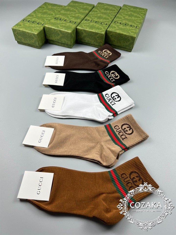 Gucci ソックス ロゴ付き 高品質