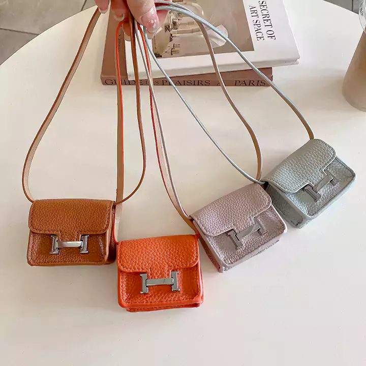 airpods3 ケースhermes エルメス メタルロゴ