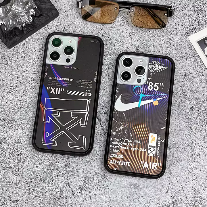 アイフォン 16 スマホケースnike