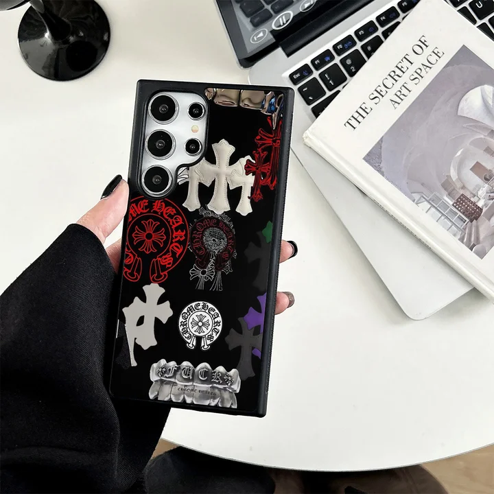 ハイブランド chrome hearts iphone17pro max ケース 
